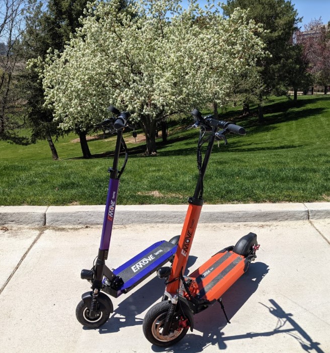 EMOVE-Touring-compared-to-EMOVE-Cruiser