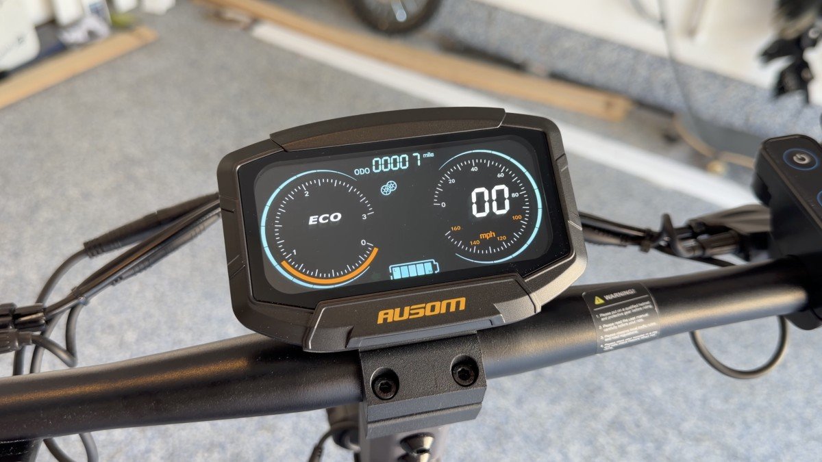 Ausom Gosoul 2 Pro Dual Motor display.png Ausom Gosoul 2 Pro Dual Motor display.png