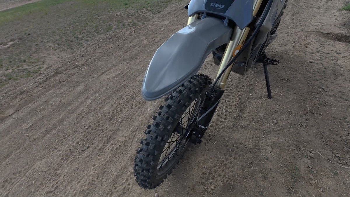 Strike Cycles Shadow SV2 front tire.jpeg