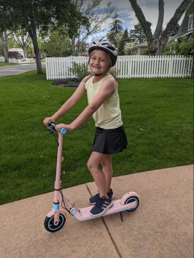 Lorel-on-the-Segway-Ninebot-Zing-E8