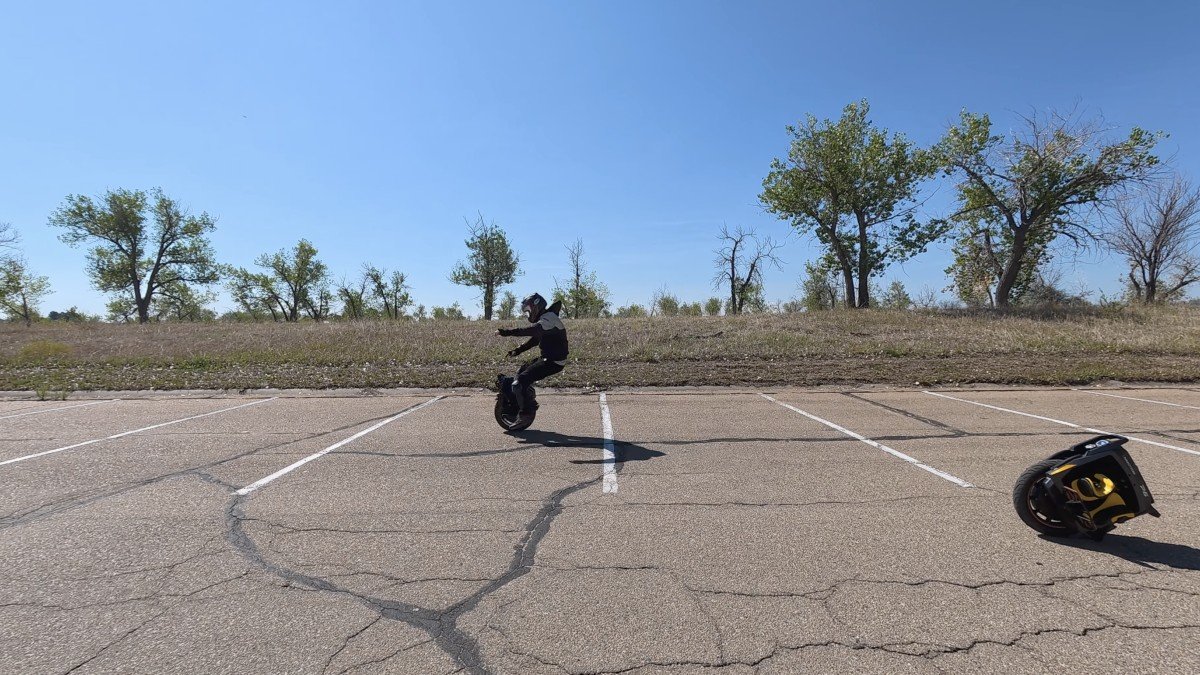 King Song F18 brake test.png King Song F18 brake test.png