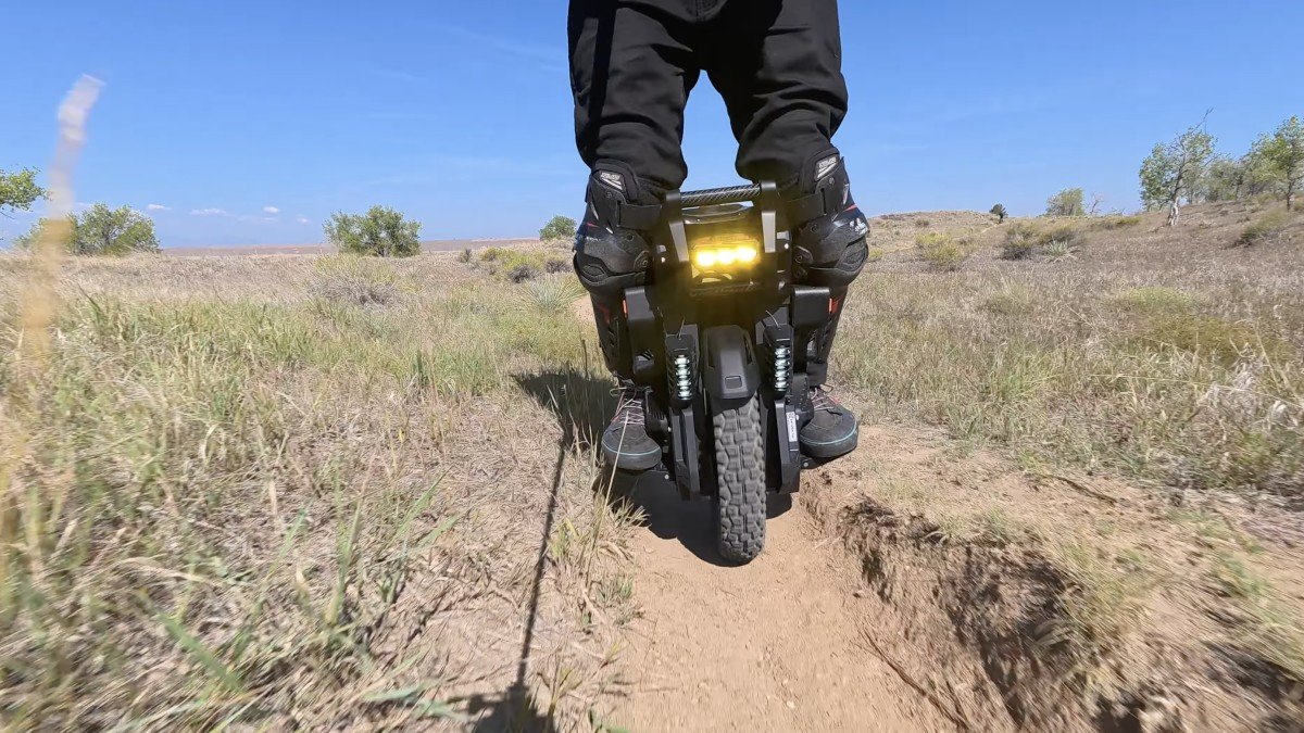 King Song F18 off road.png King Song F18 off road.png