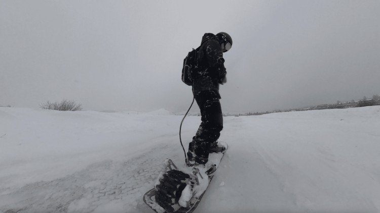 Cyrusher-Ripple-Electric-Snowboard