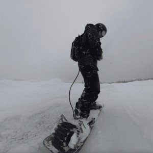 Cyrusher-Ripple-Electric-Snowboard