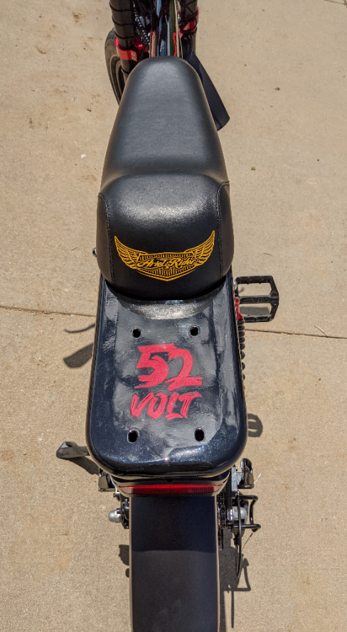 Ariel-Rider-Grizzly-Seat-and-Saddle