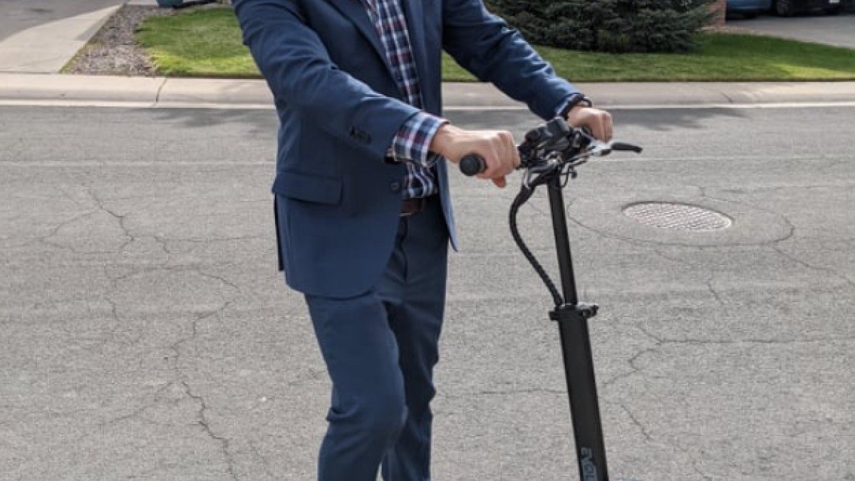 2023 EVOLV Tour XL EVOLV-Tour-XL-Suit-and-Scoots