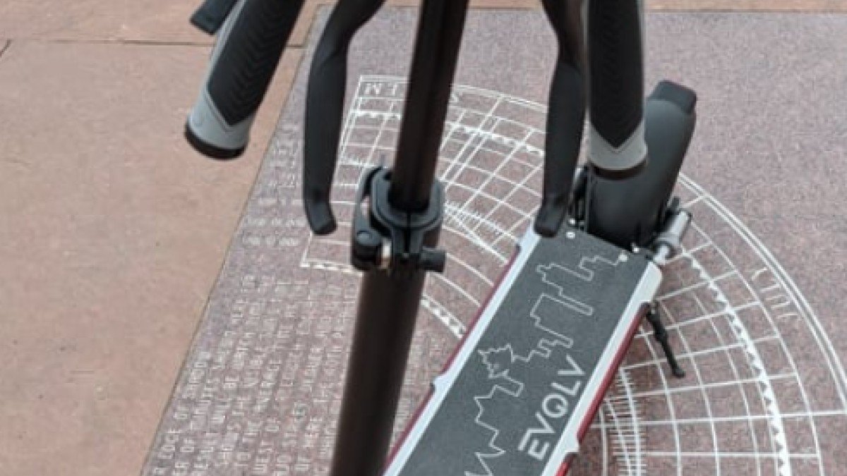 2023 EVOLV Tour XL Time-for-the-EVOLV-Collapsible-Handlebars-and-Adjustable-Stem-Front