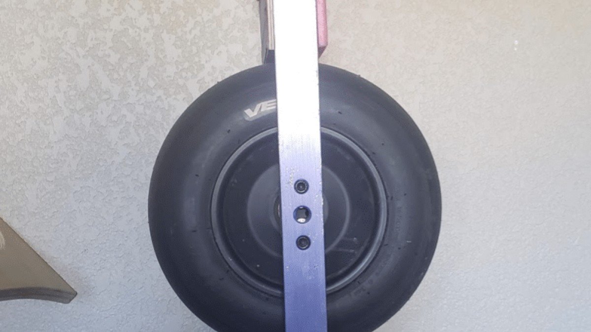 2023 Landslide XR Best-Onewheel-Stand