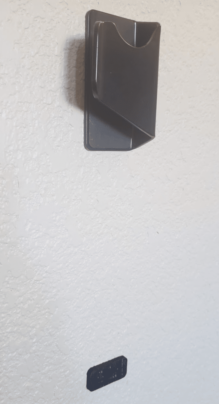 Landslide-Onewheel-wall-mount