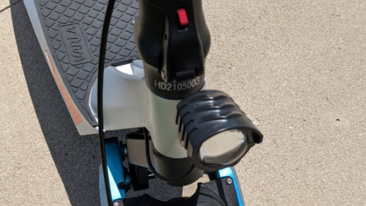 2021 Varla Pegasus Varla-Pegasus-Front-Light-brakes-suspesnsion-and-locking-mechanism