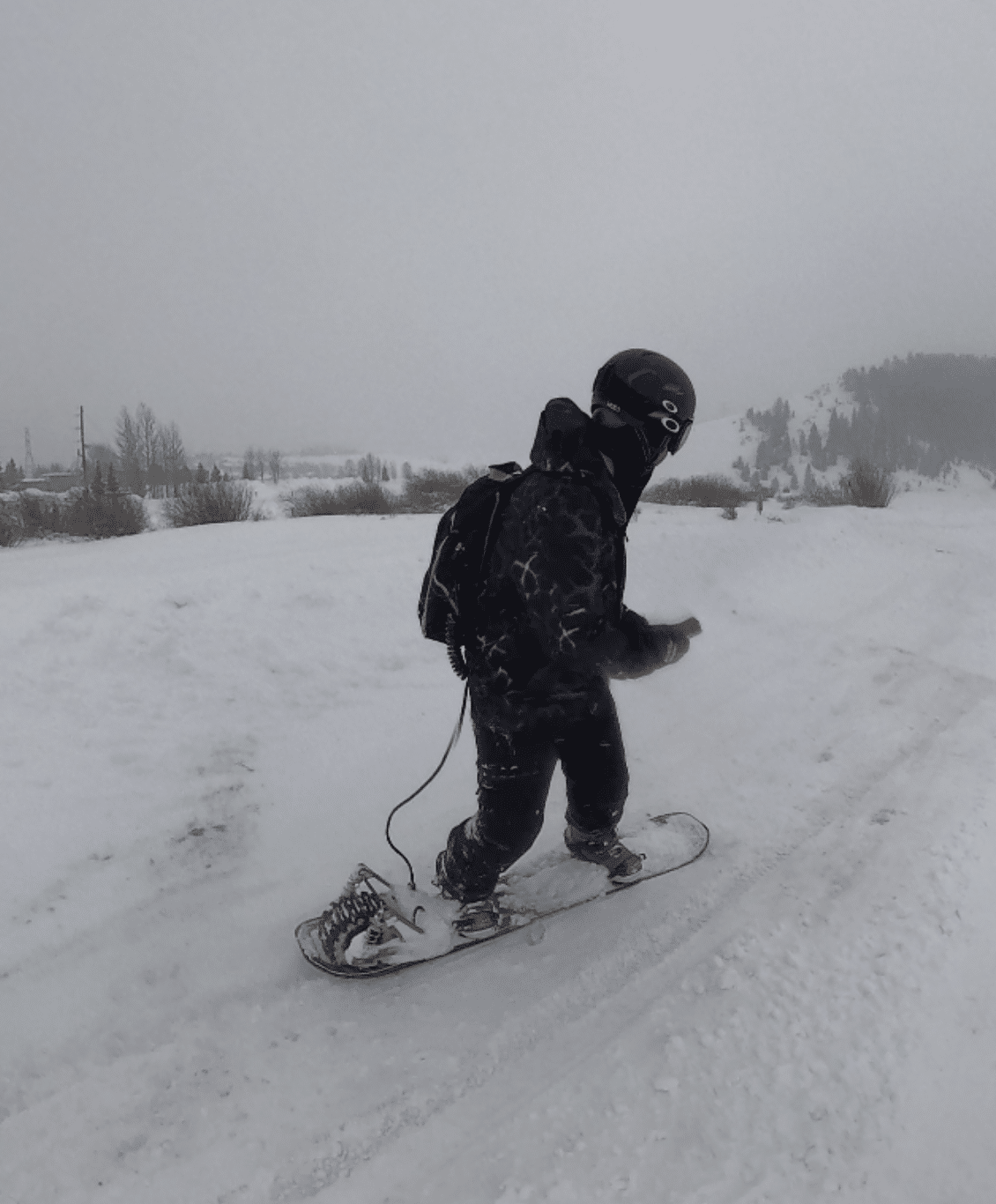 Cyrusher-Ripple-toeside-turn