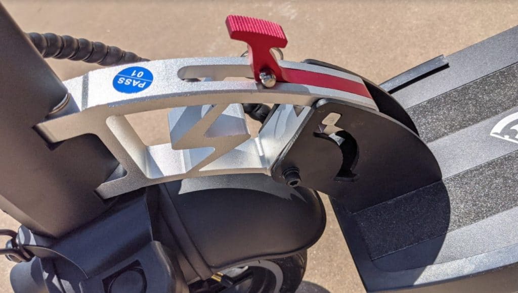 Evercross-HB-24-Electric-Scooter-Folding-Mechanism-1024x580