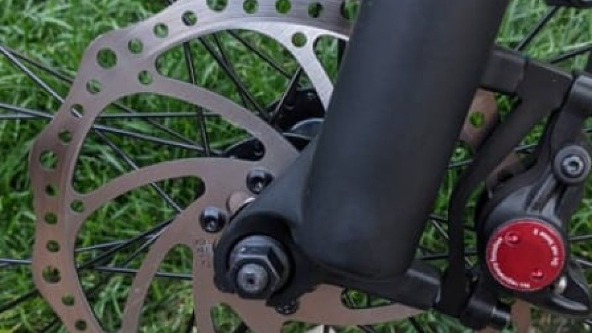2021 Aventon Aventure Aventon-Aventure-Zoom-Hydraulic-Brakes-with-180-mm-Brake-Disc