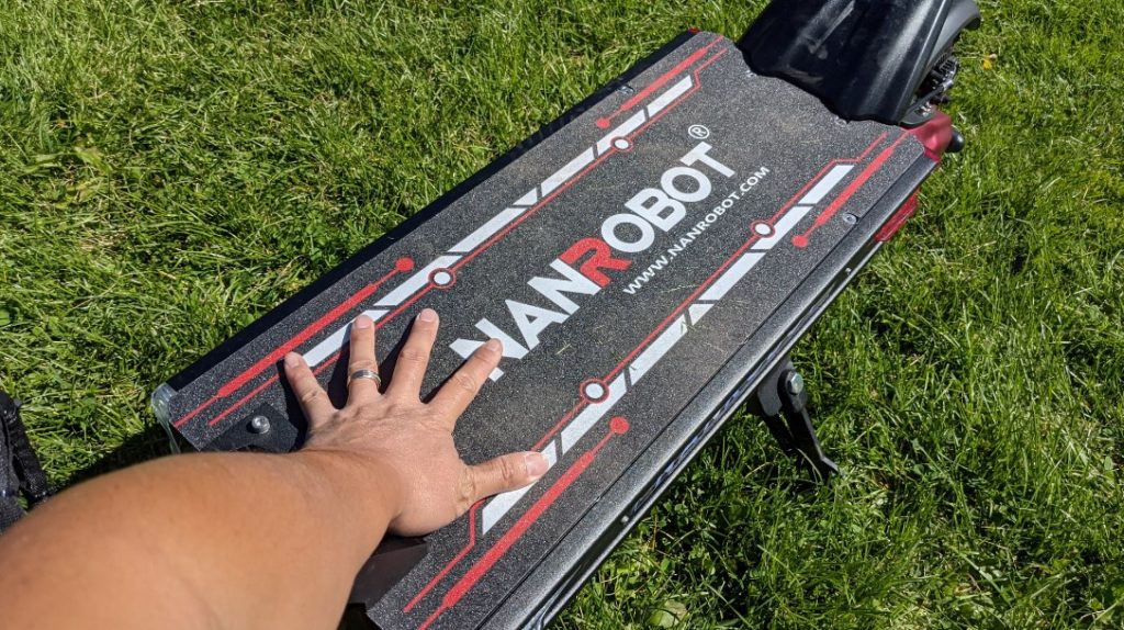 Nanrobot-LS7-Massiv-Deck-1024x574