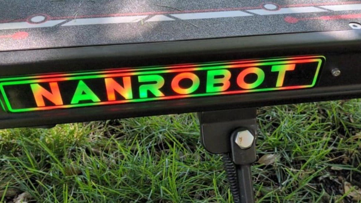 2023 Nanrobot LS7+ Nanrobot-LS7-Deck-Light-1024x535