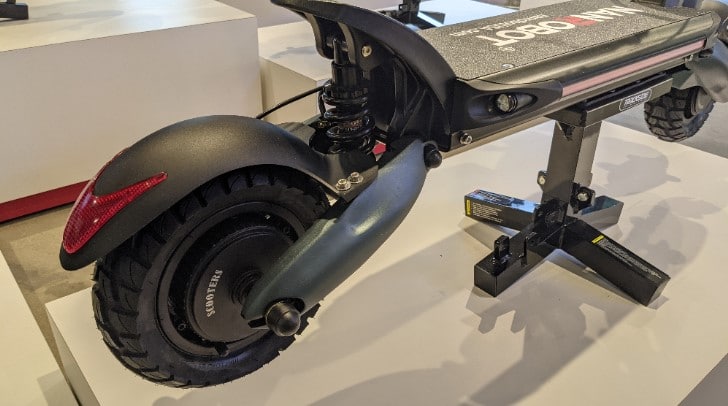 Nanrobot-D6-Hybrid-Tires