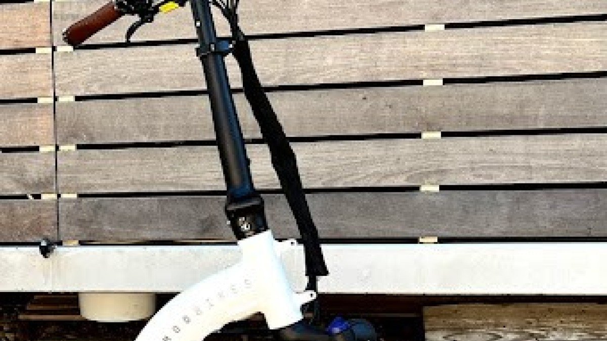 2023 Mod Bikes City+ Mod-Bikes-City-Folding-Ebike-Cable-Wrap-But-Hanging-Wires