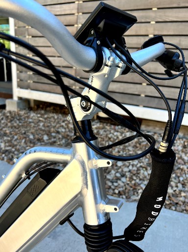 Mod-Bikes-Berlin-Spaghetti-Wire-Mess-1