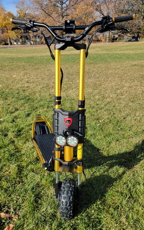 kaabo-wolf-king-gt-pro-review-the-biggest-fastest-and-smoothest-kaabo-escooter-ever-3