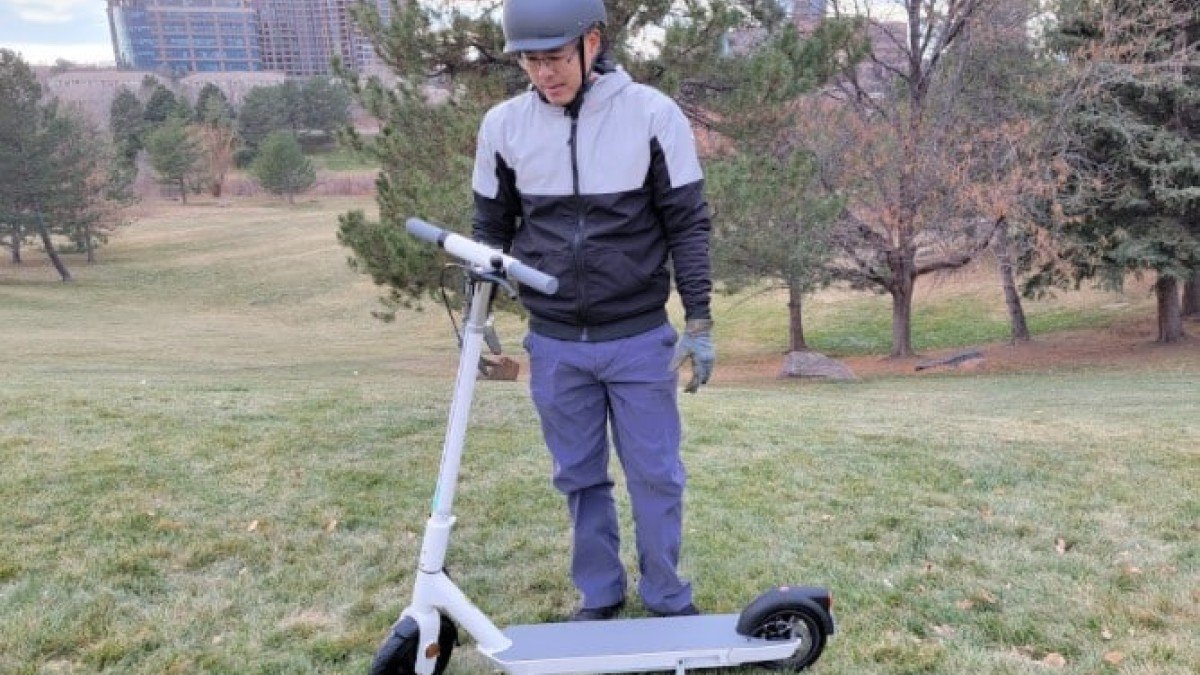 2022 OKAI Neon ES20 Electric Scooter