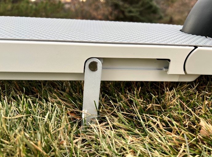 OKAI-Neon-ES20-Integrated-Kickstand