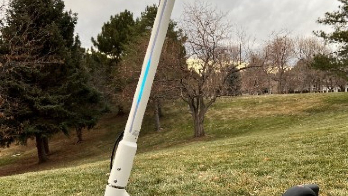 2022 OKAI Neon ES20 OKAI-Neon-ES20-Beautiful-White-Scooter