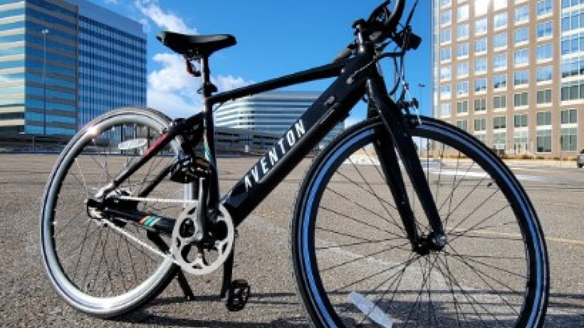 2022 Aventon Soltera Aventon-Soltera-with-Color-Display-and-built-in-tail-lights-beautiful-paint-job-1