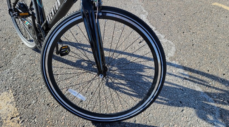 Aventon-Soltera-Black-Onyx-Large-700c-35c-Kenda-K193