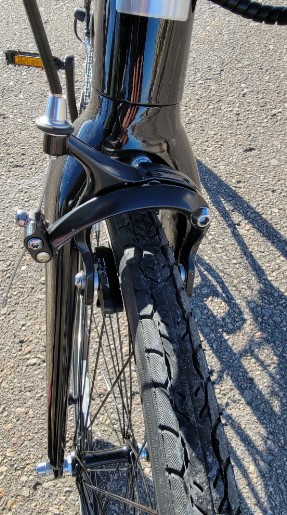 Aventon-Soltera-Black-Onyx-Caliper-Brakes