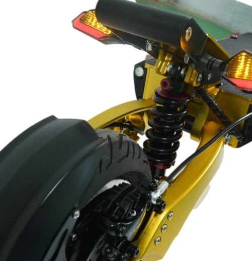 Blade-10-Pro-Adjustable-Suspension-2