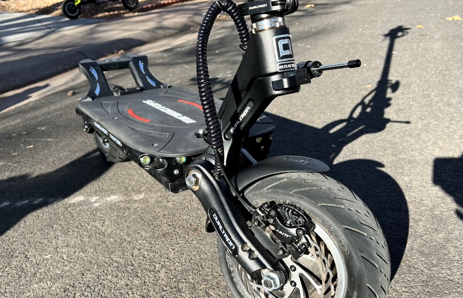 Dualtron-Thunder-with-Nutt-Brakes