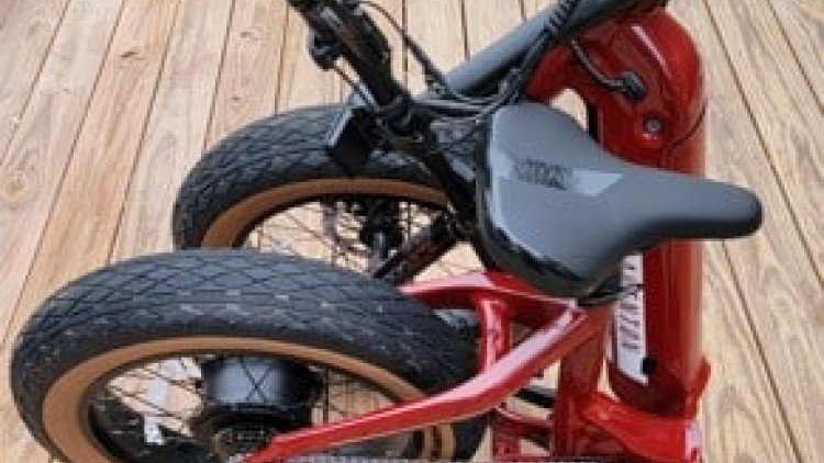 Aventon-Sinch-Step-Through-Foldable-Ebike-in-Campfire-Red