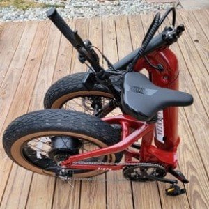Aventon-Sinch-Step-Through-Foldable-Ebike-in-Campfire-Red