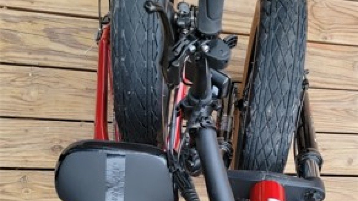 2023 Aventon Sinch Step Through Aventon-Sinch-Step-Through-Foldable-Ebike-in-Campfire-Red-Compact-Fits-in-Trunk