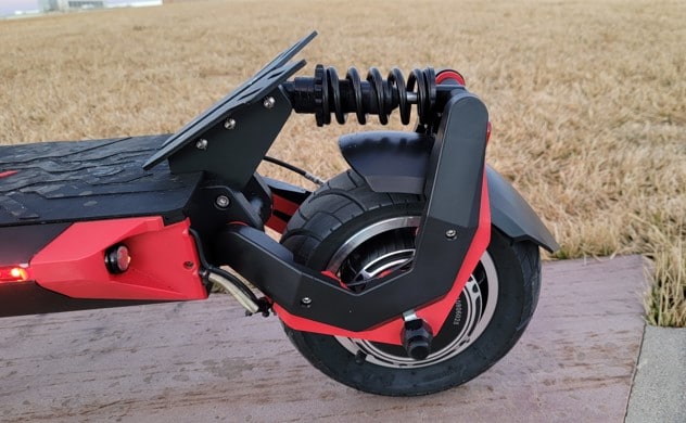 Blade-X-Pro-Rear-Suspension