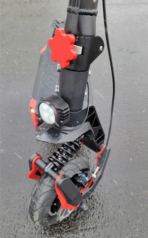 Blade-X-Pro-Folding-Mechanism