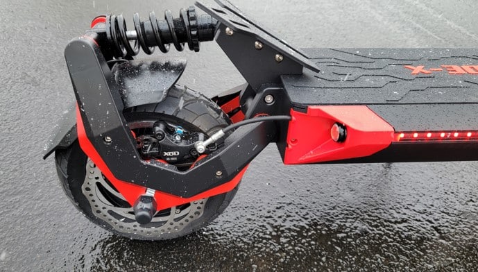 Blade-X-Pro-Rear-Suspension-and-Red-LED-lights
