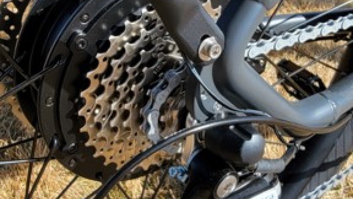 2023 Ride1Up 700 Series XR Ride1Up-700-Series-Matte-Black-Finish-Schwalbe-Moto-X-27.5-by-2.4-inch-tires-and-Shimano-Acera-Derailleur