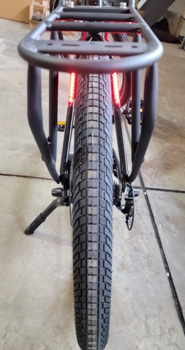 Aventon-Pace-500-Display-from-the-rear