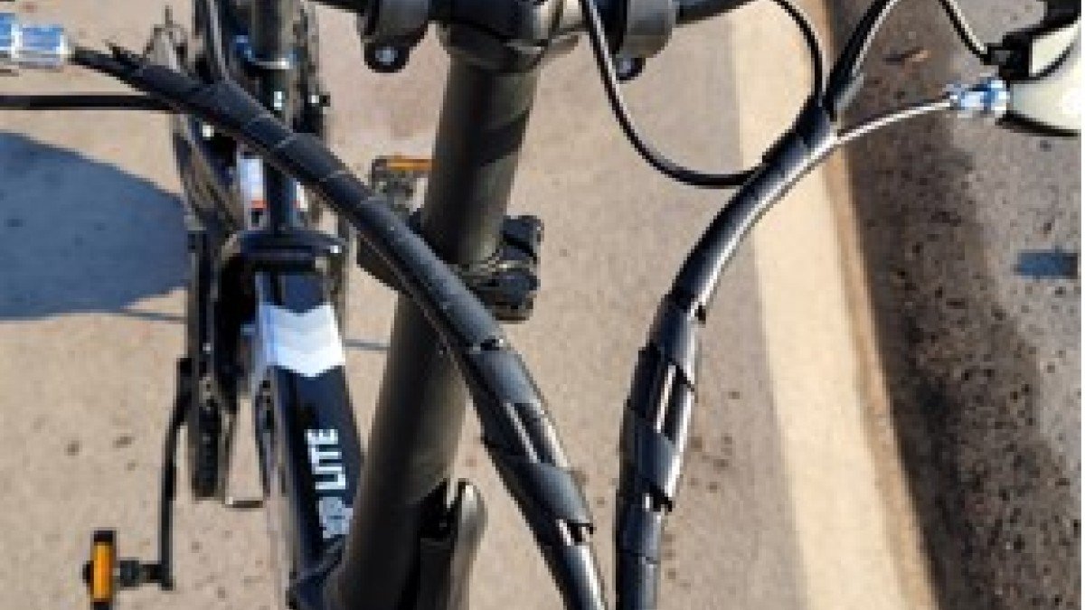 2023 Lectric XP LITE LECTRIC-XP-LITE-classic-black-poor-cable-wrap
