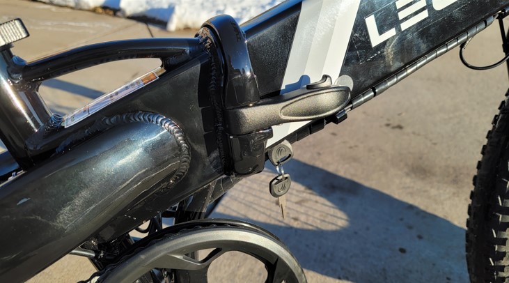 LECTRIC-XP-LITE-classic-black-key-engaged-and-foldable