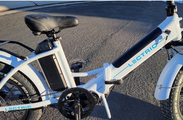 LECTRIC-Xpremium-Dual-Batteries-and-metal-fenders