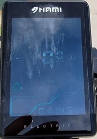 NAMI-BURN-E-2-MAX-scratched-display