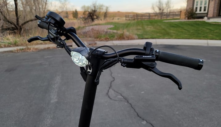 Kaabo-Mantis-V2-Upgraded-light