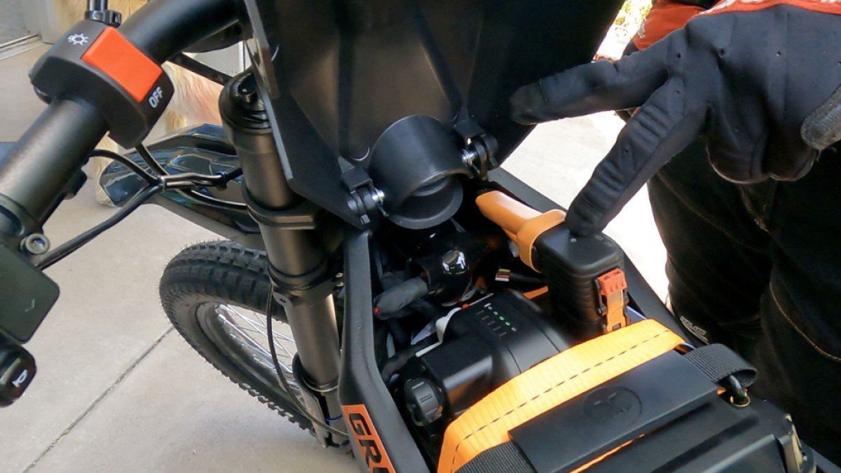 2023 Talaria Sting Talaria-Sting-ebike-battery-1024x855