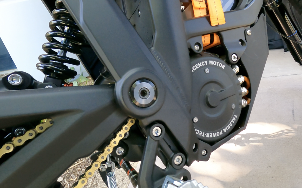 Talaria-Sting-vs-Surron-1024x637