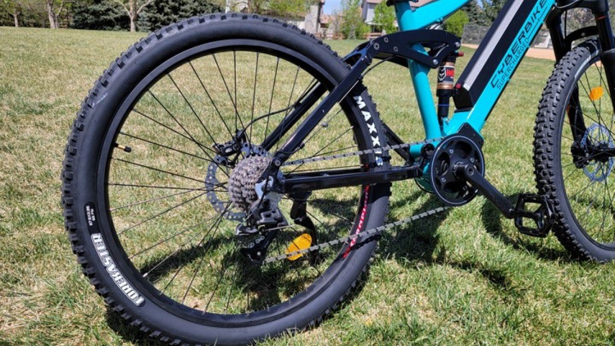  Cyberbike Mullet Pro Cyberbike-Mullet-Pro-Wolf-Rear-Suspension-with-Maxxis-Forekaster-tires