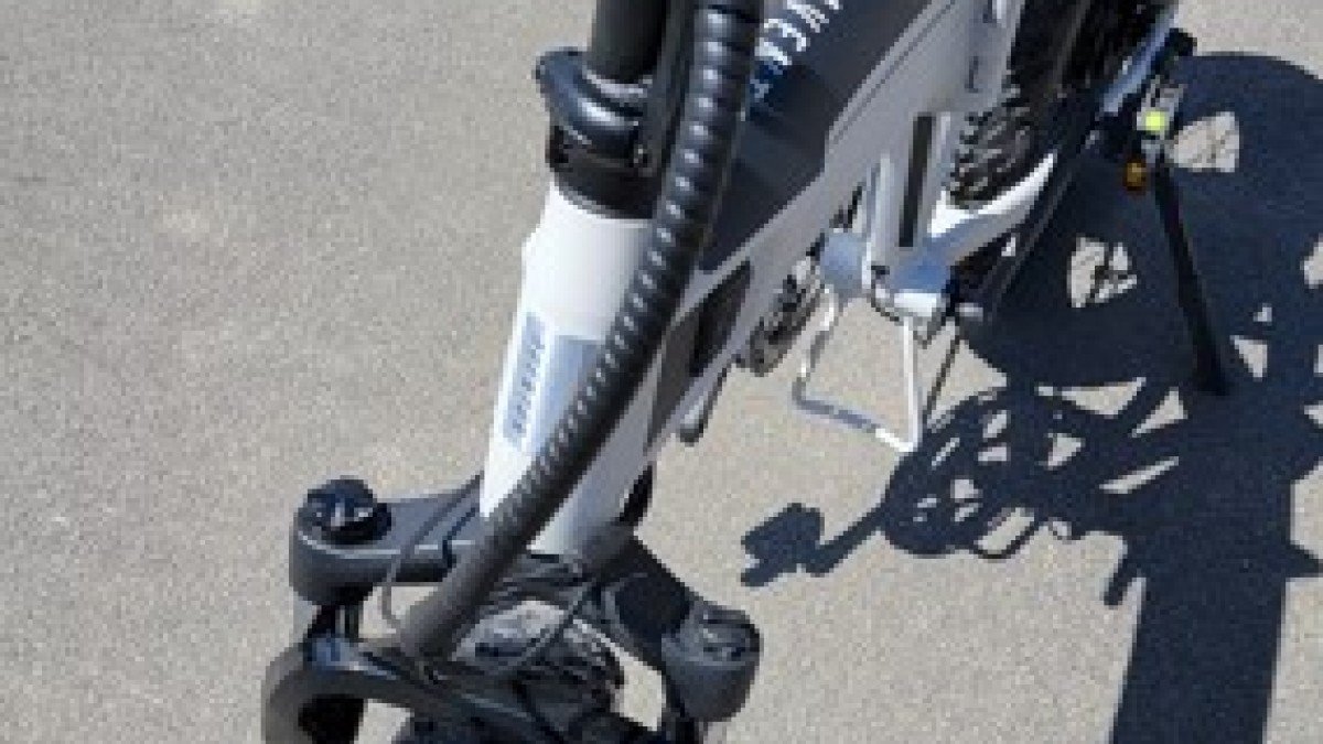 2022 Aventon Sinch 2022-Aventon-Sinch-Rear-Kenda-Krusade-Tire-side-profile