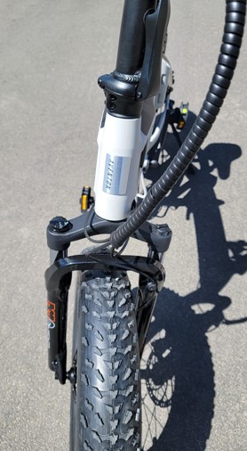 2022-Aventon-Sinch-Cloud-Gray-Great-Cable-Management