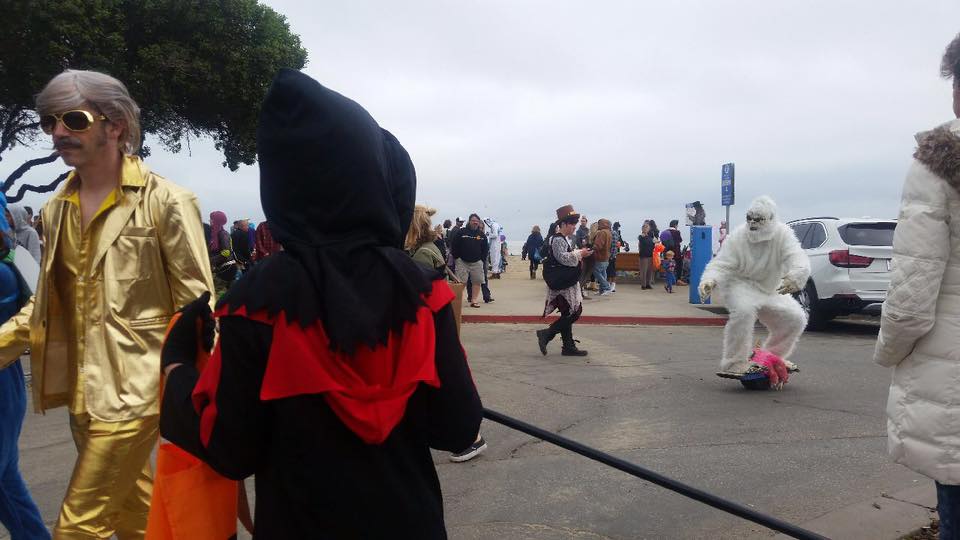 Mike-p-Halloween-Onewheel-Costume